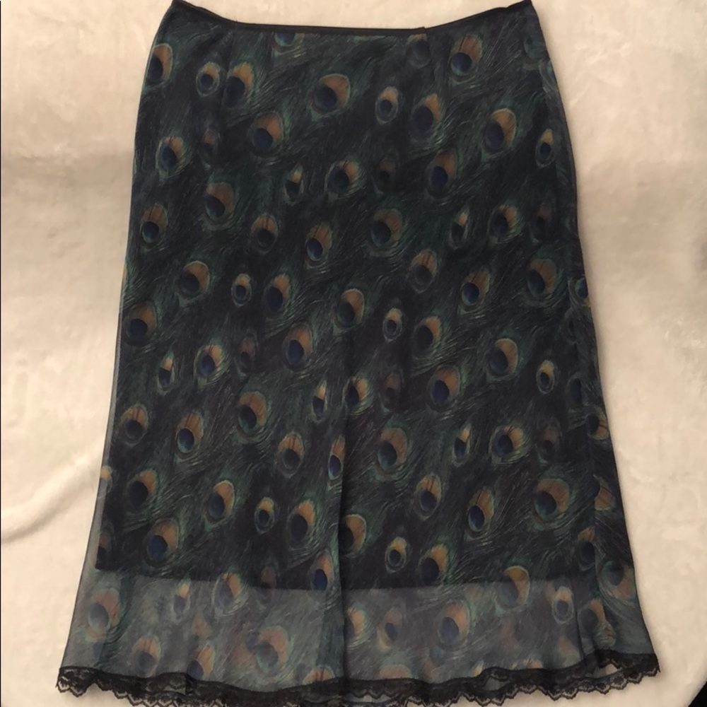 Peacock detailed skirt